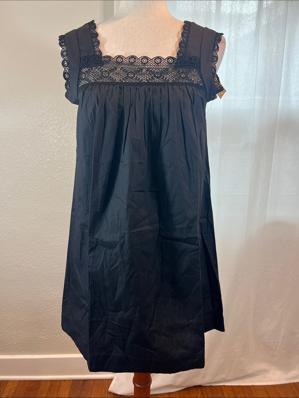 Sorella Sleeveless Black Lace Yoke Mini Dress. Size S. NWT